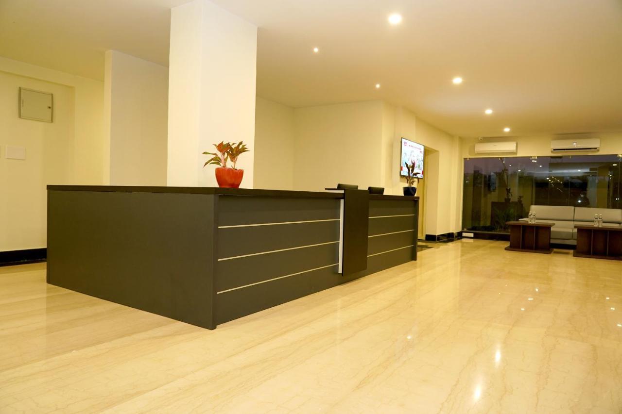 Hotel D Dev Vijayawada Exterior photo