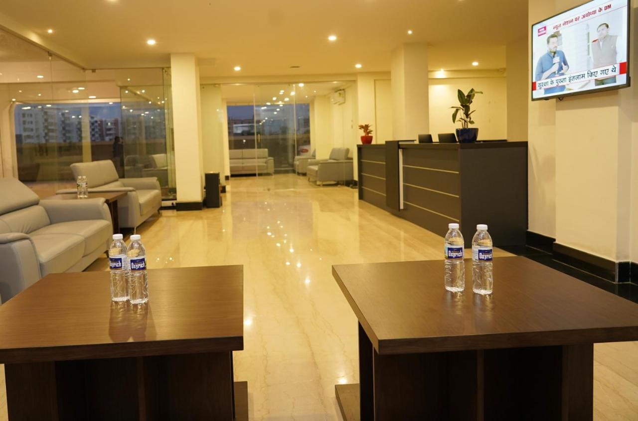Hotel D Dev Vijayawada Exterior photo